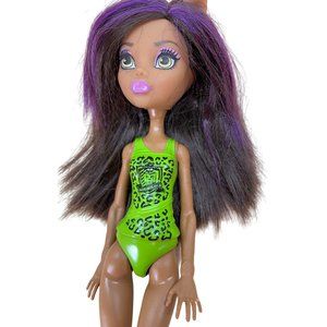 Mattel 2016Monster High Cheerleading Clawdeen Wolf Doll Cheerleader